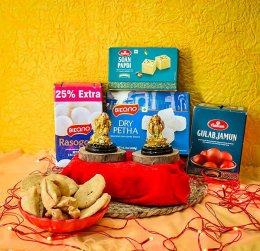 One Ganesha and Laxmi Idol & Sweets - USA Delivery Direct One Ganesha and Laxmi Idol & Sweets - USA Delivery Direct