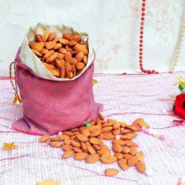 Almond Hamper 02 Almond Hamper 02