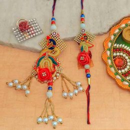 An Appealing Rakhi Lumba Set An Appealing Rakhi Lumba Set
