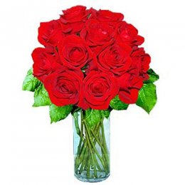 12 Short Stem Red Roses - Azerbaijan Delivery Only 12 Short Stem Red Roses - Azerbaijan Delivery Only
