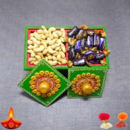 Handmade Dryfruit Box Handmade Dryfruit Box