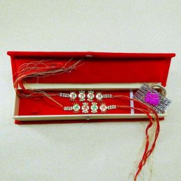 Rakhi Set - 07 With Rakhi Gift Box Rakhi Set - 07 With Rakhi Gift Box