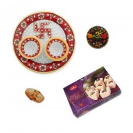Swastik Marble Thali With Soan Papdi 250 Gms. Swastik Marble Thali With Soan Papdi 250 Gms.