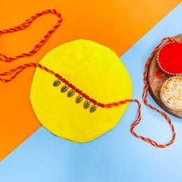 One Nice Designer Rakhi - USA Delivery Direct One Nice Designer Rakhi - USA Delivery Direct