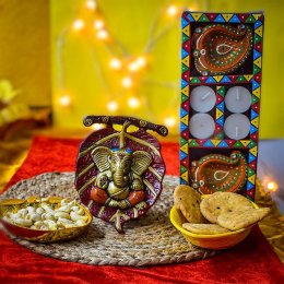 Leaf Wall Hanging Ganesha & Dry Fruits - USA Delivery Direct Leaf Wall Hanging Ganesha & Dry Fruits - USA Delivery Direct