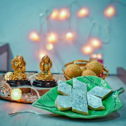 One Ganesha and Laxmi Idol & Sweets - USA Delivery Direct One Ganesha and Laxmi Idol & Sweets - USA Delivery Direct