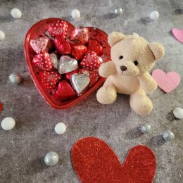 Dozen Hearts With Teddy - USA Direct Dozen Hearts With Teddy - USA Direct